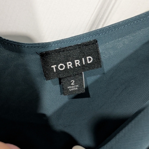 Torrid Blue Sophie Chiffon Swing Cami in Size 2 (18/20) - Picture 2 of 12